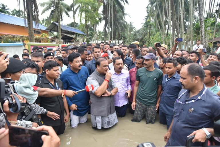 Chief Minister of Asam Hemant Biswa Sarma interaction with flood-affected people during his visit to Bajali.