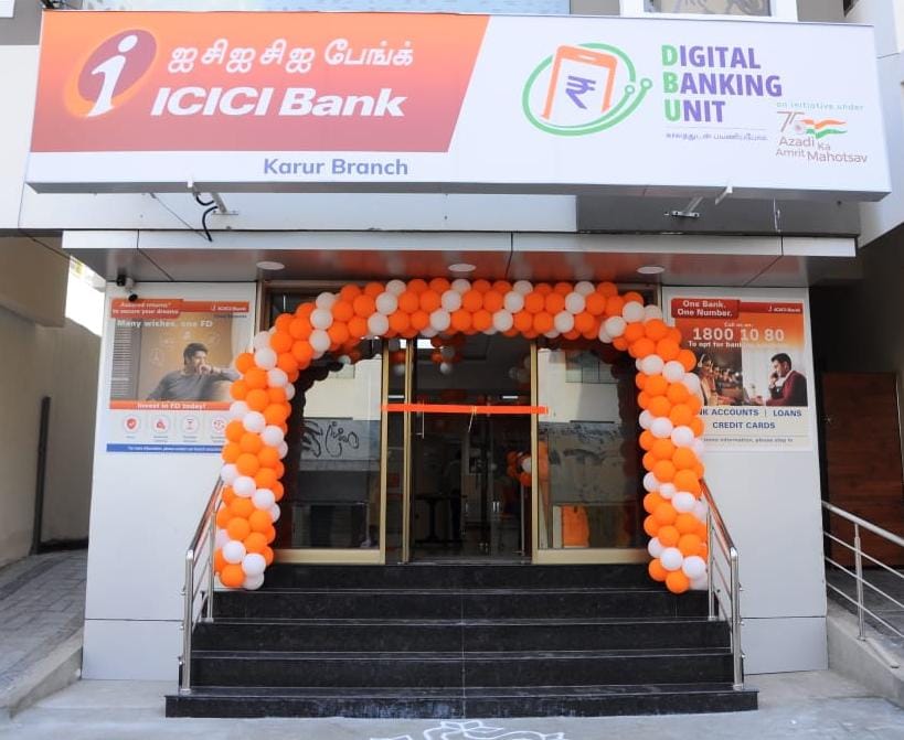 This bank is providing passbook printing, check deposit and net banking facilities