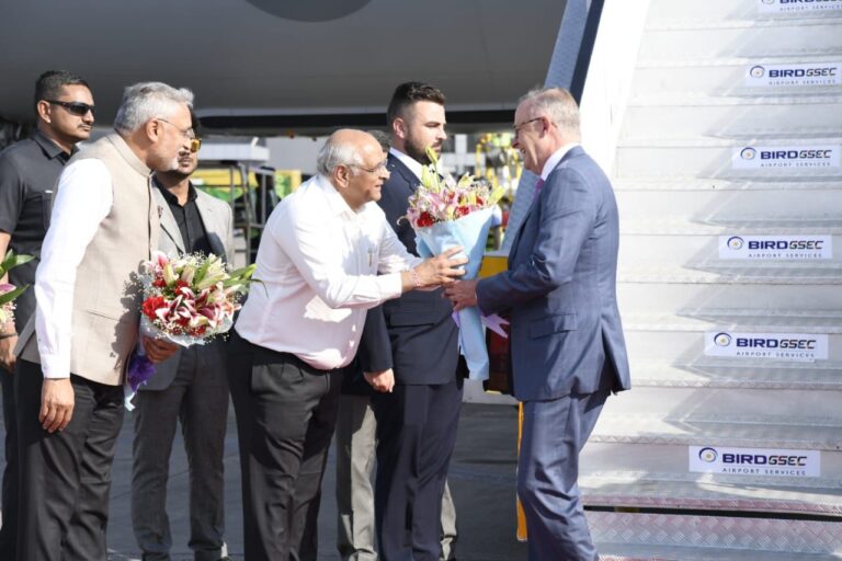 Gujarat Chief Minister welcoming the Prime Minister of Australia at Ahmedabad Airport